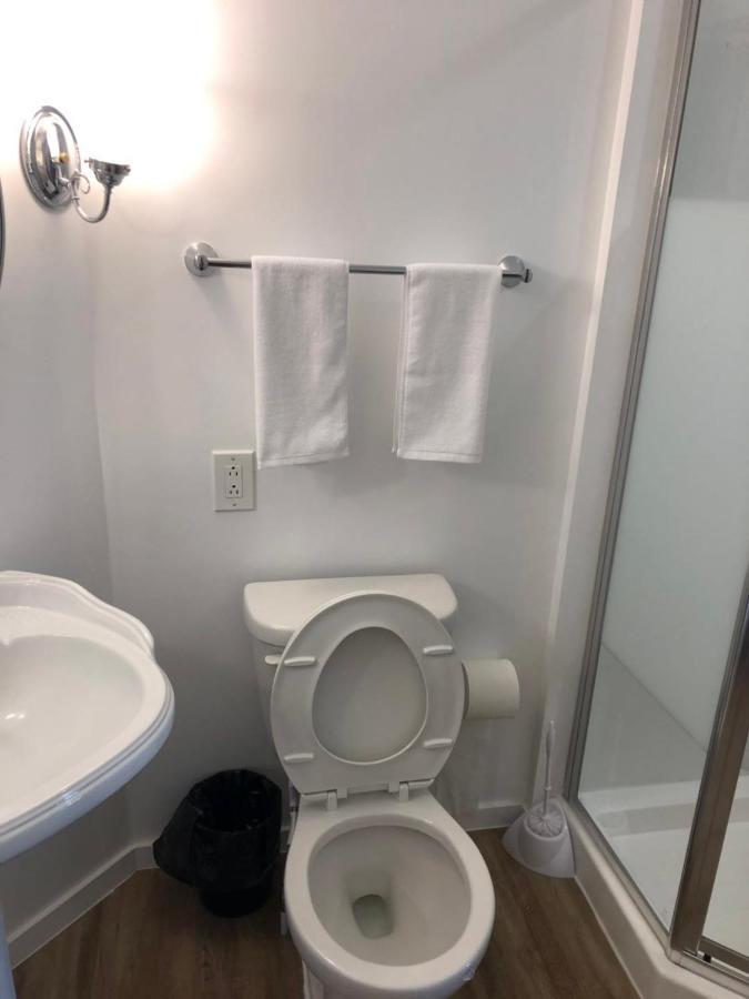 Jason House - Immaculate Suites In A Quiet Seaside Neighbourhood Near Uvic Victoria Esterno foto