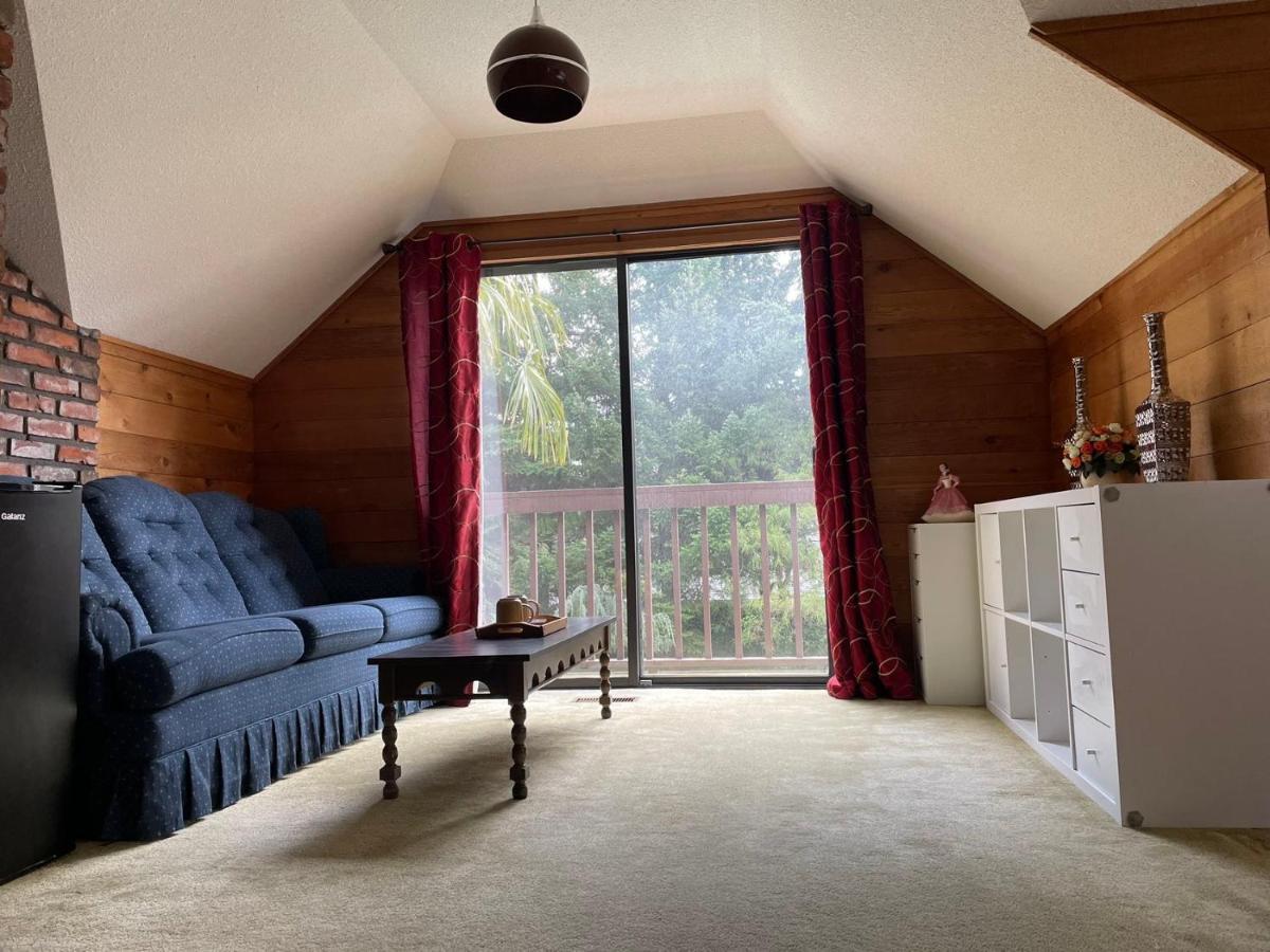 Jason House - Immaculate Suites In A Quiet Seaside Neighbourhood Near Uvic Victoria Esterno foto
