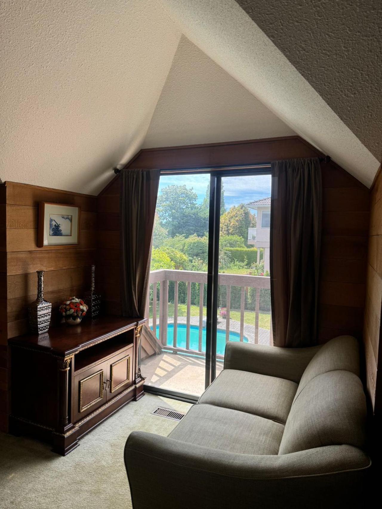Jason House - Immaculate Suites In A Quiet Seaside Neighbourhood Near Uvic Victoria Esterno foto